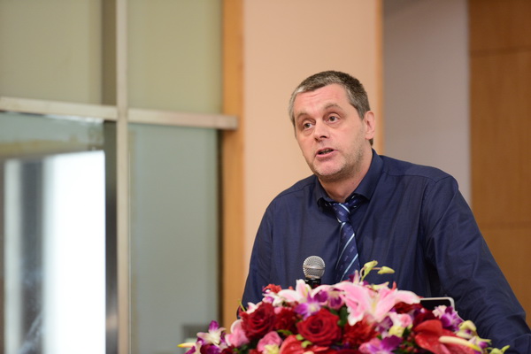Bob Jewison, Lecturer in Business Management, The Sino-British College, USST